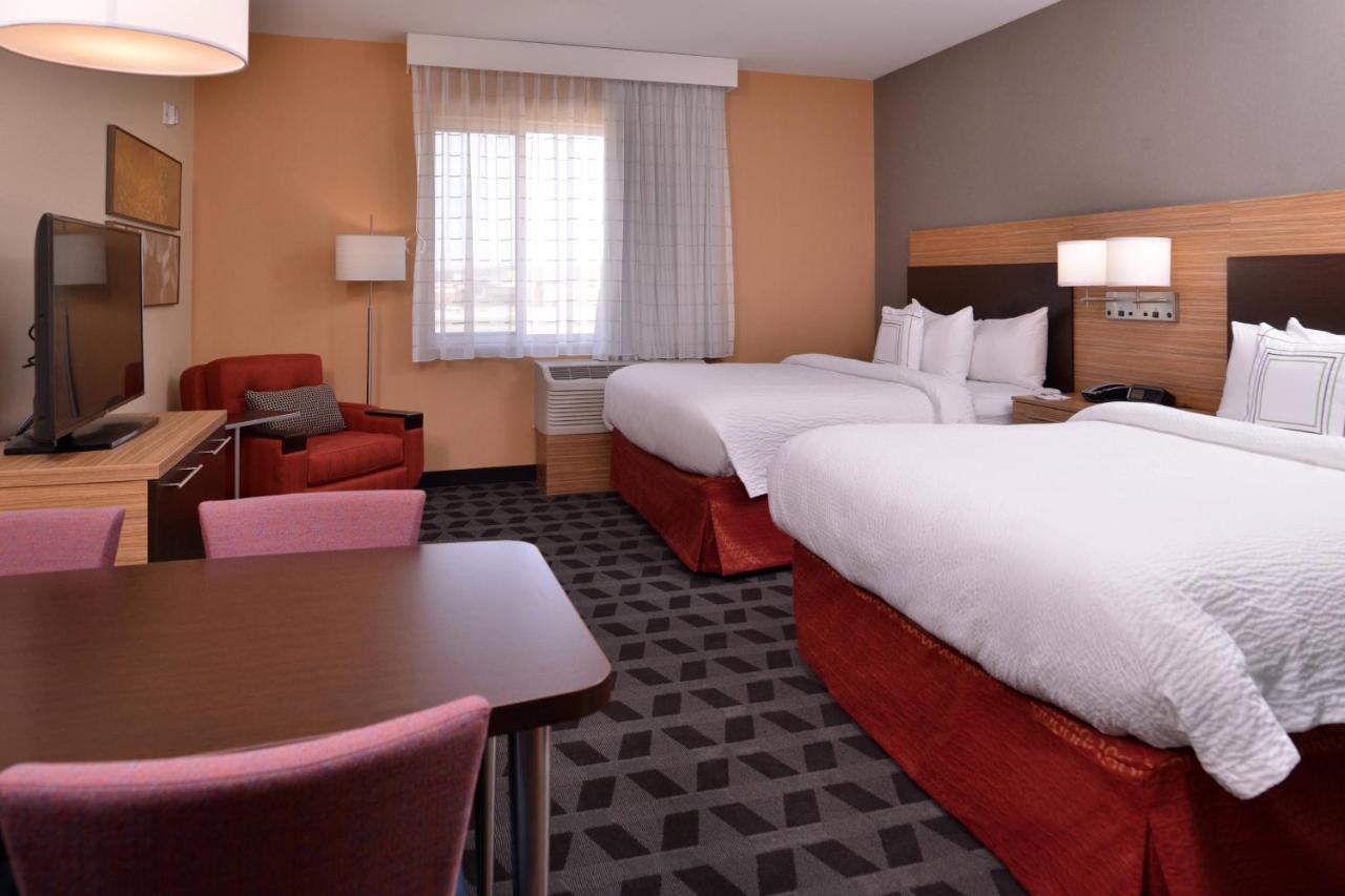 Towneplace Suites By Marriott St. Louis Chesterfield Bagian luar foto