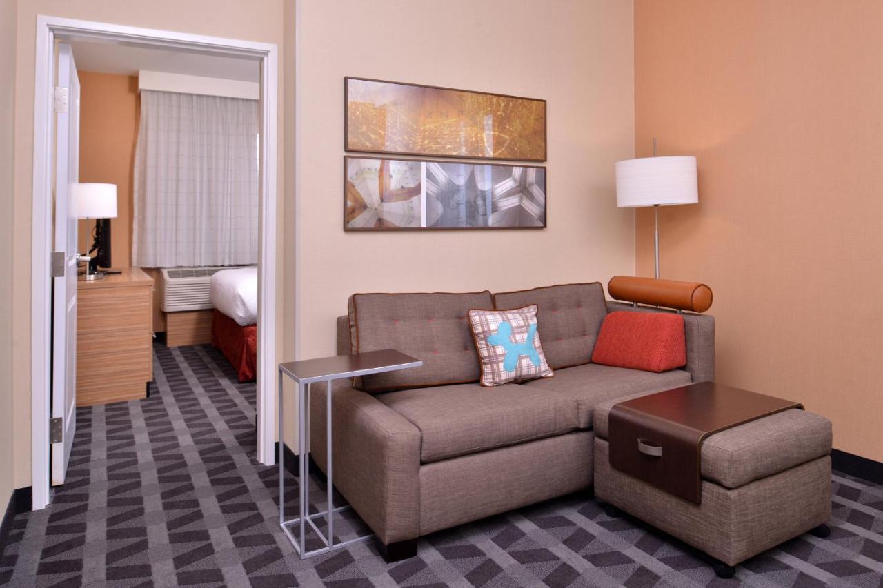 Towneplace Suites By Marriott St. Louis Chesterfield Bagian luar foto